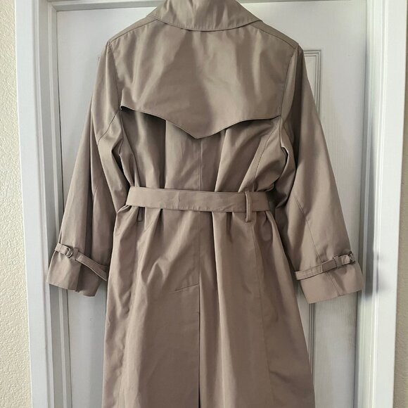 Vintage London Fog Tan Trench Rain  Zip wool lining/removable Women's Sz 12 P - Picture 4 of 14